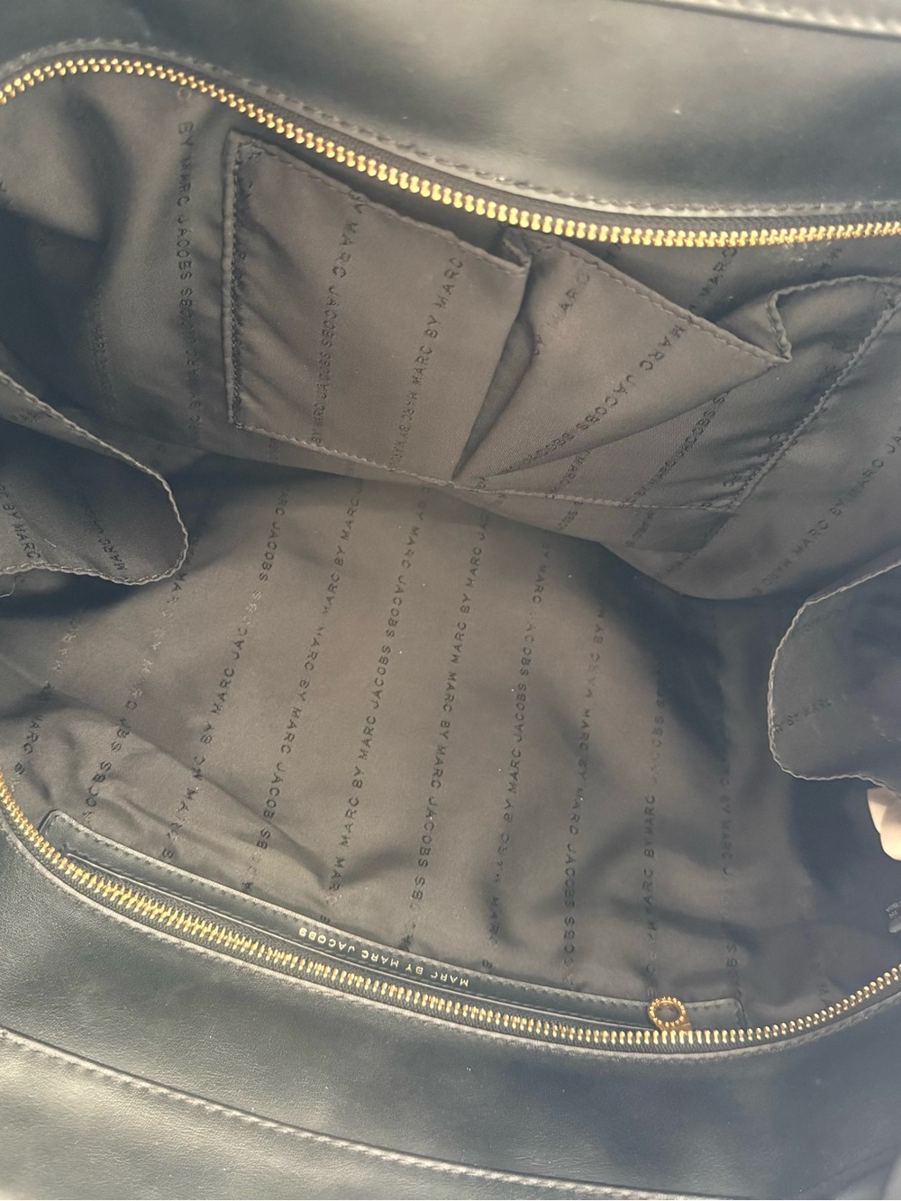 Marc by Marc Jacobs Black Nylon Work Tote Gold Hardware Dual Handle Crossbody - Picture 3 of 8